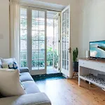 Art Deco 1 Bed Apt Close To Beach & Cbd