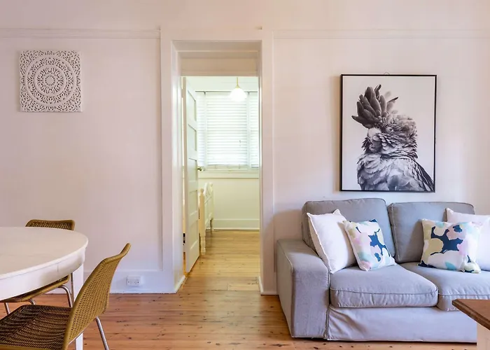 Art Deco 1 Bed Apt Close To Beach & Cbd